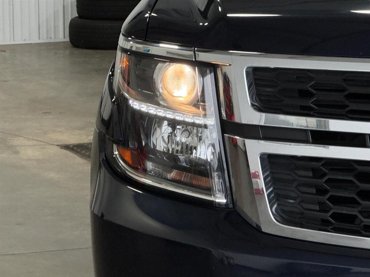Chevrolet Tahoe 4WD 4dr LT 2019