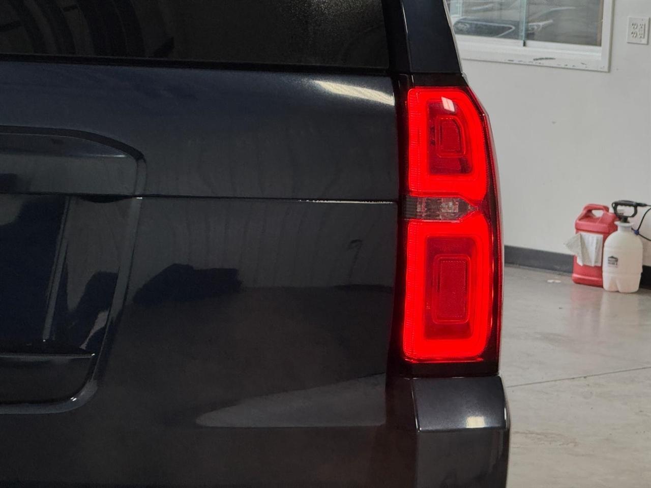Chevrolet Tahoe 4WD 4dr LT 2019