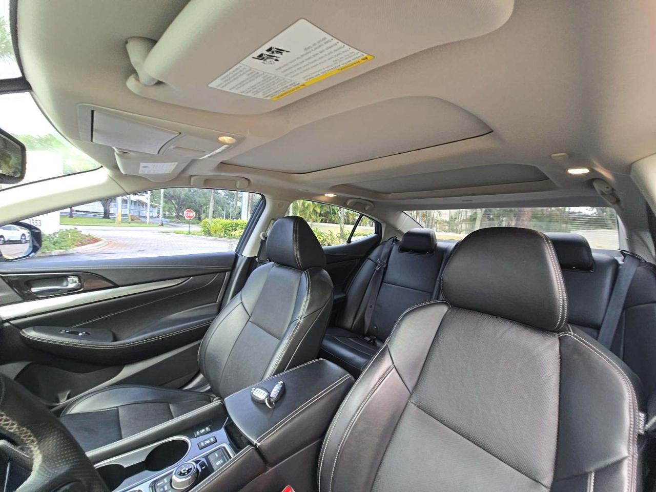 Nissan Maxima SL 3.5L 2019