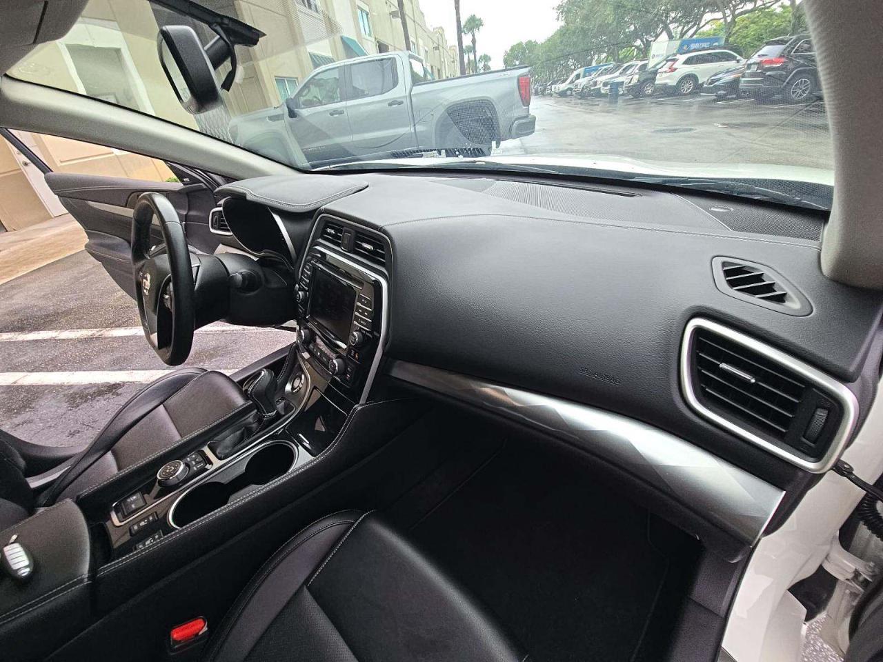 Nissan Maxima SL 3.5L 2019