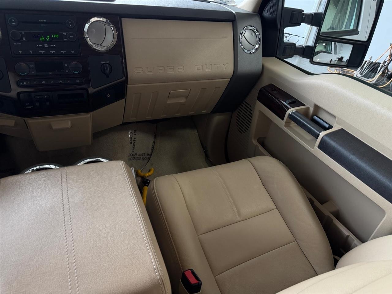Ford Super Duty F-250 SRW 4WD Crew Cab 156" Lariat 2008