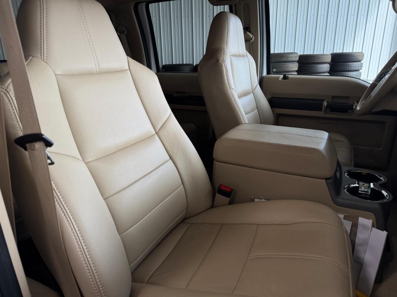 Ford Super Duty F-250 SRW 4WD Crew Cab 156" Lariat 2008