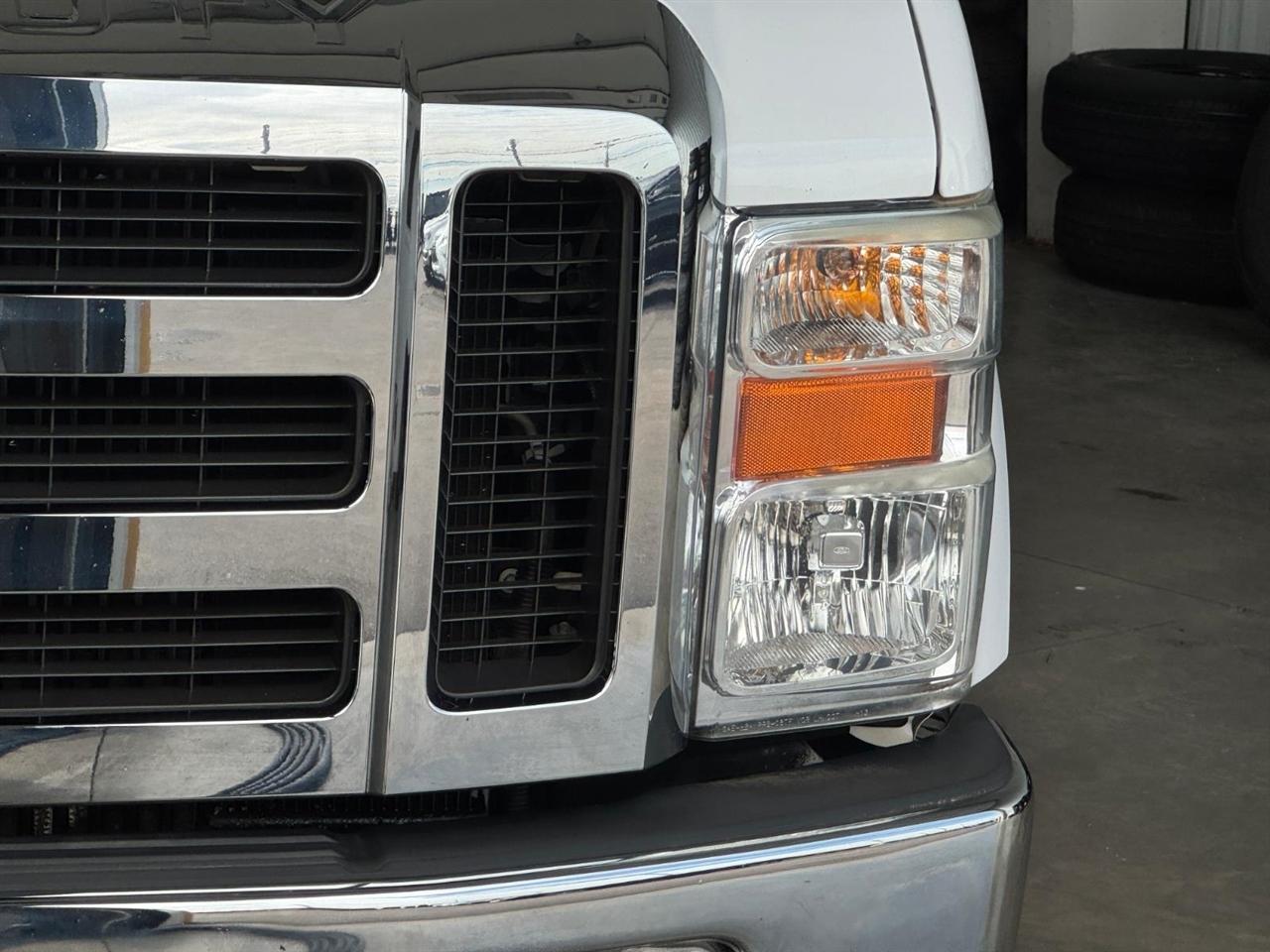 Ford Super Duty F-250 SRW 4WD Crew Cab 156" Lariat 2008