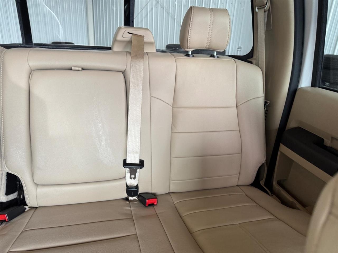 Ford Super Duty F-250 SRW 4WD Crew Cab 156" Lariat 2008