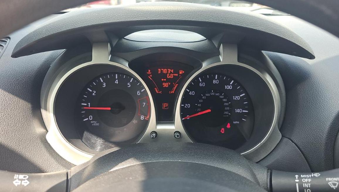 Nissan Juke 5dr Wgn CVT S FWD 2014