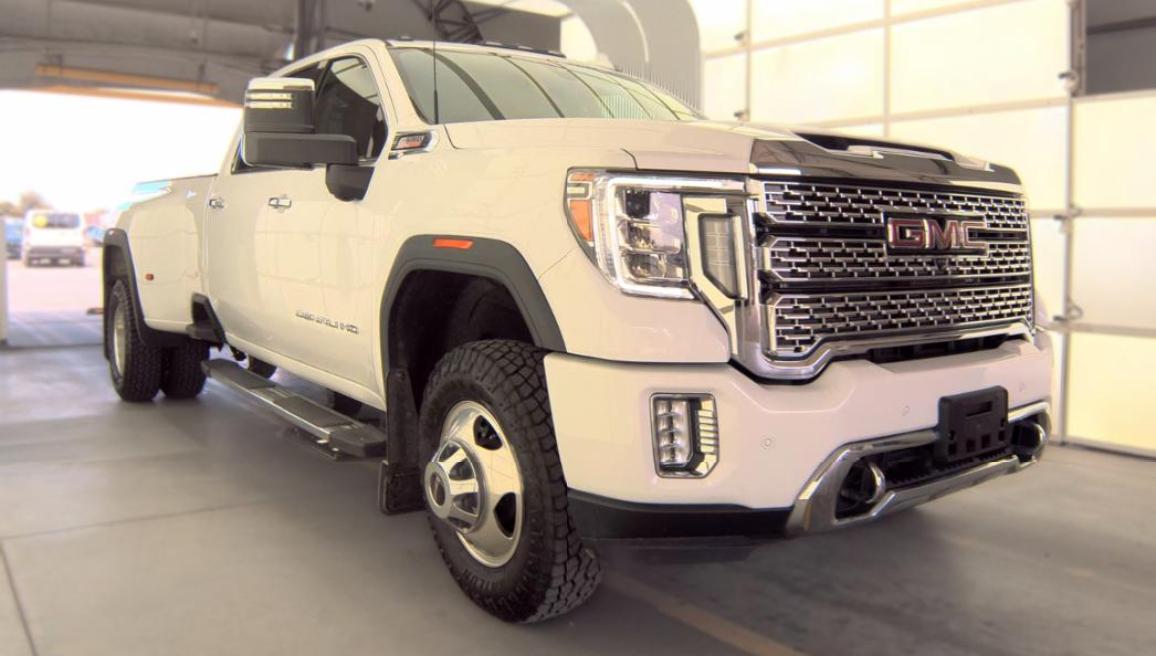 GMC Sierra 3500HD 4WD Crew Cab 172" Denali 2020