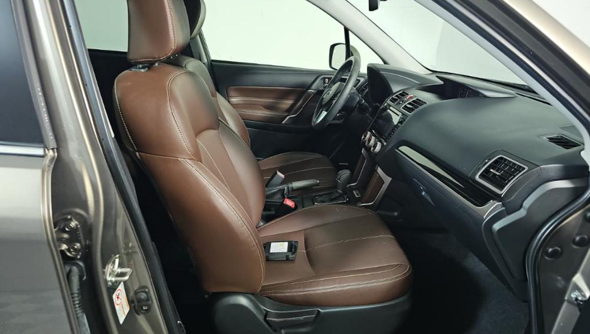 Subaru Forester 2.5i Touring CVT 2018