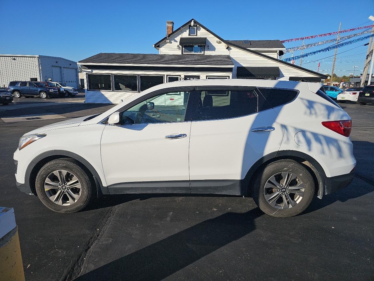Hyundai Santa Fe Sport FWD 4dr 2.4 2016