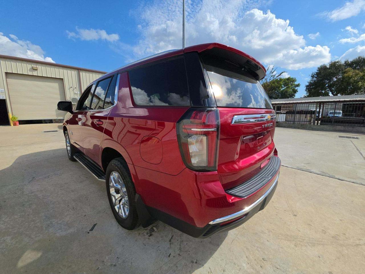 Chevrolet Tahoe 4WD 4dr LT 2021