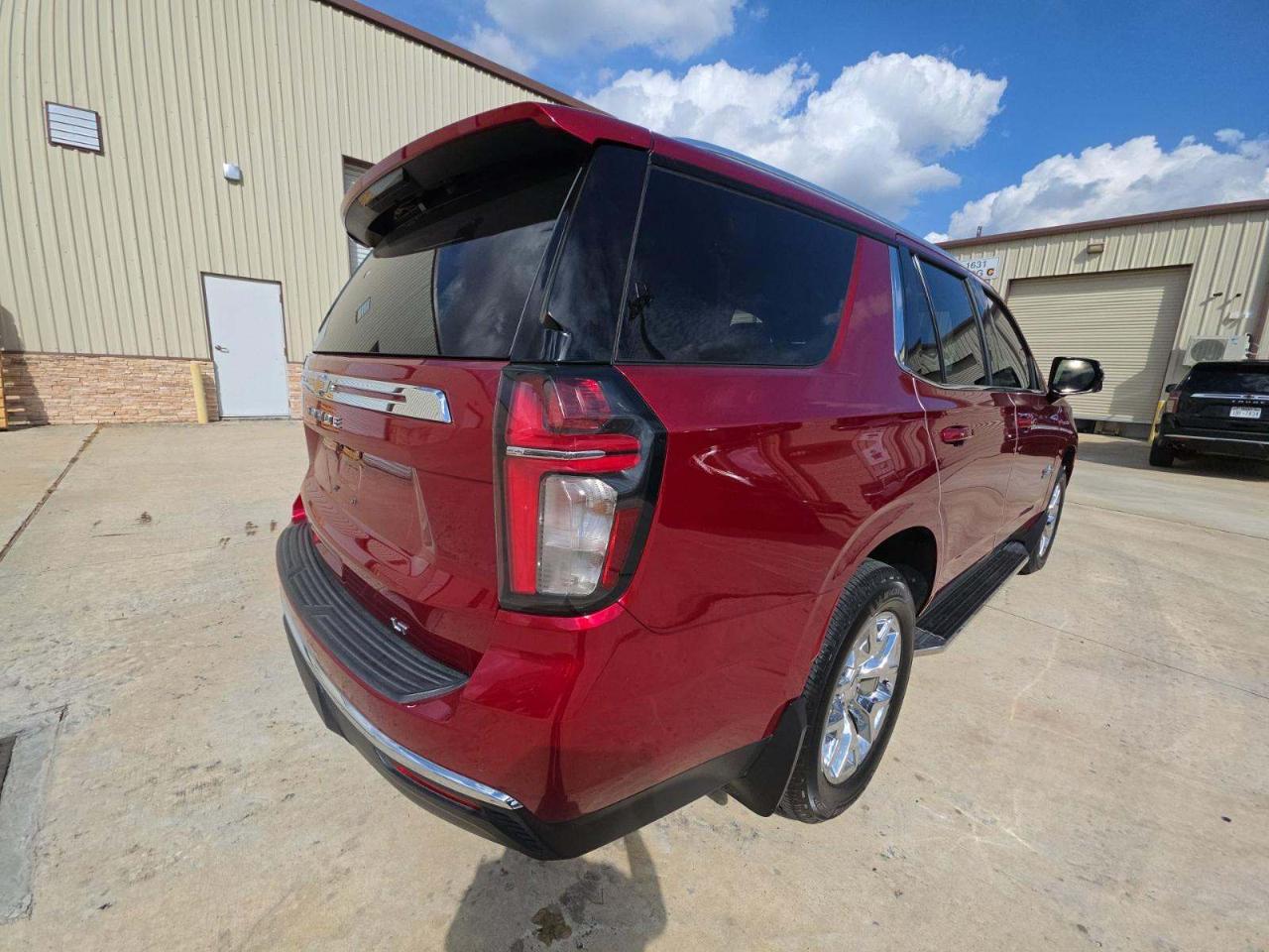 Chevrolet Tahoe 4WD 4dr LT 2021