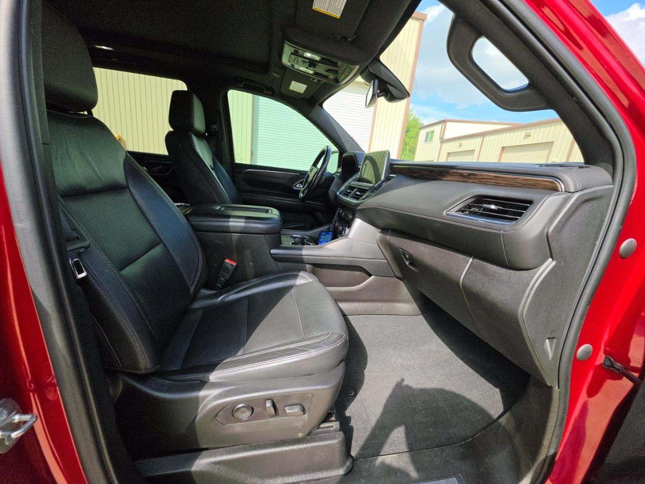 Chevrolet Tahoe 4WD 4dr LT 2021