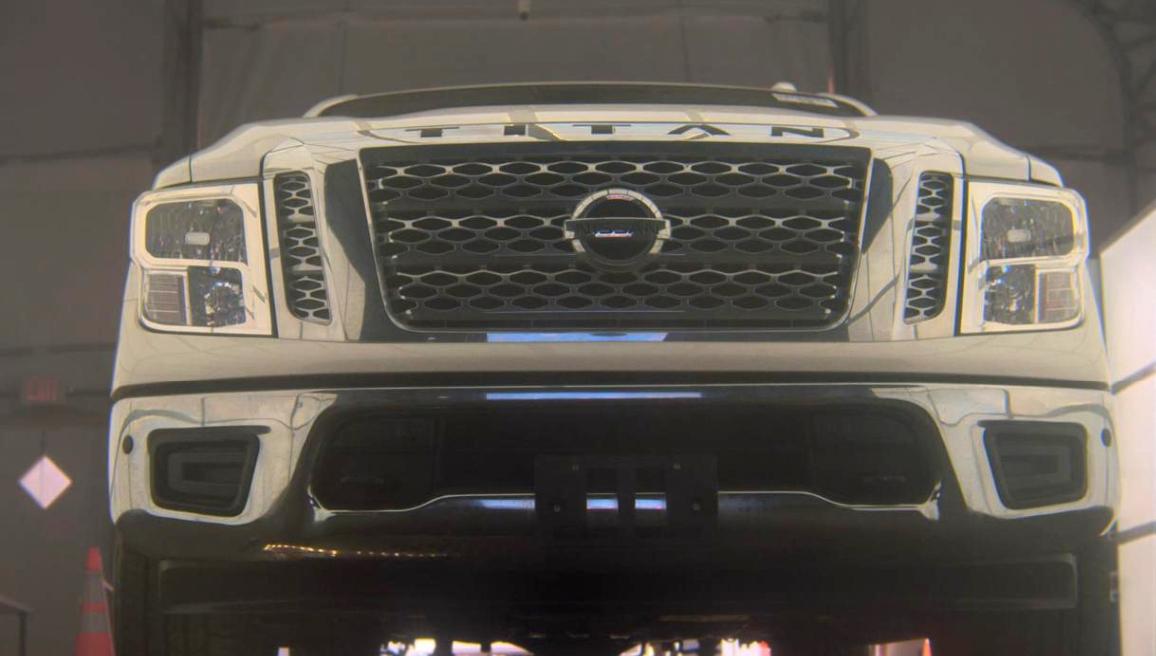 Nissan Titan 4x4 Crew Cab SV 2018