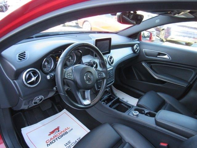 Mercedes-Benz GLA-Class GLA250 4MATIC 2016