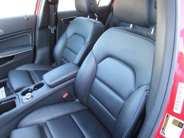 Mercedes-Benz GLA-Class GLA250 4MATIC 2016