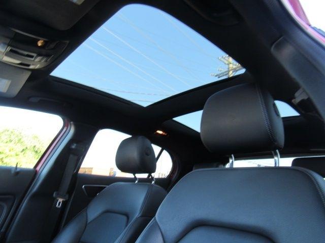 Mercedes-Benz GLA-Class GLA250 4MATIC 2016