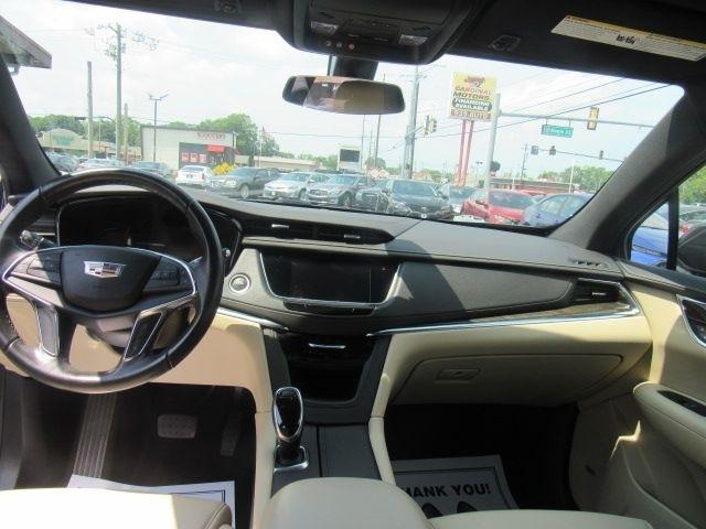 Cadillac XT5 Base AWD 2019