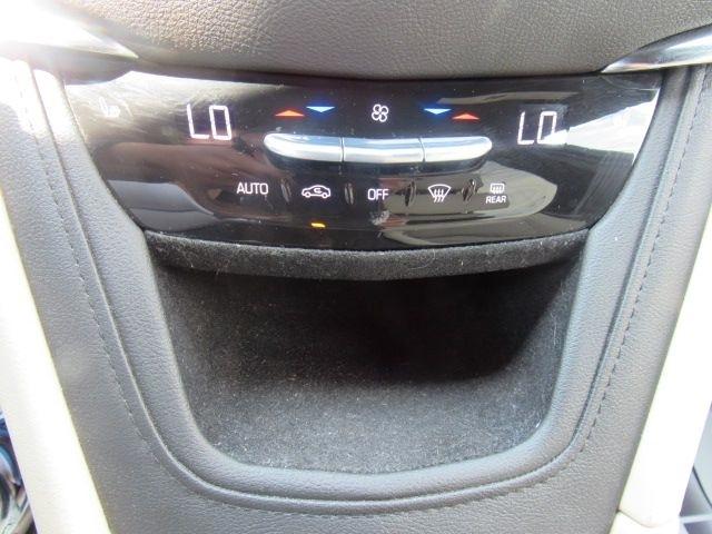 Cadillac XT5 Base AWD 2019