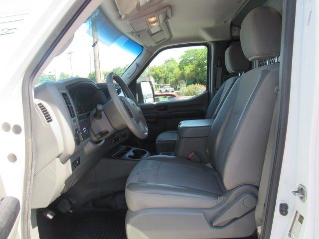 Nissan NV Cargo 2500 HD SV V6 2021