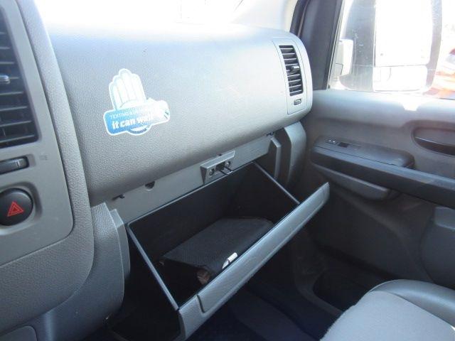 Nissan NV Cargo 2500 HD SV V6 2021