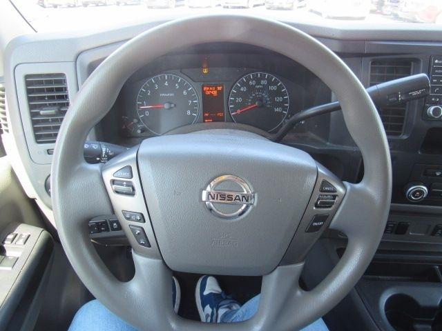 Nissan NV Cargo 2500 HD SV V6 2021