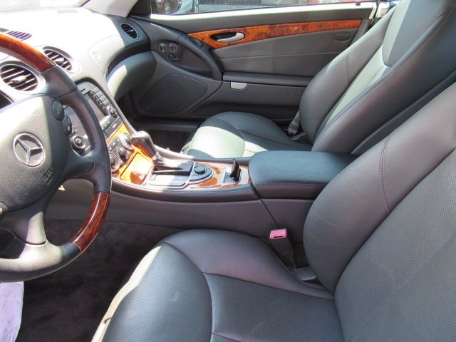 Mercedes-Benz SL-Class SL500 2005