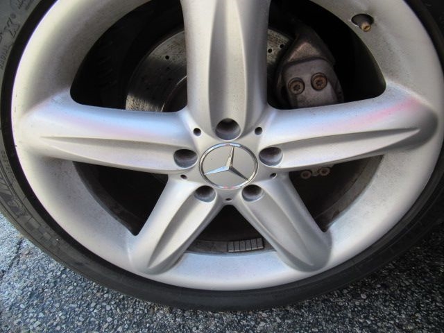 Mercedes-Benz SL-Class SL500 2005