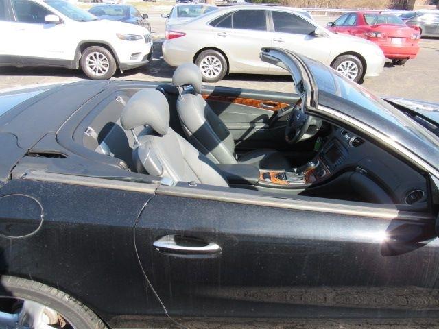 Mercedes-Benz SL-Class SL500 2005