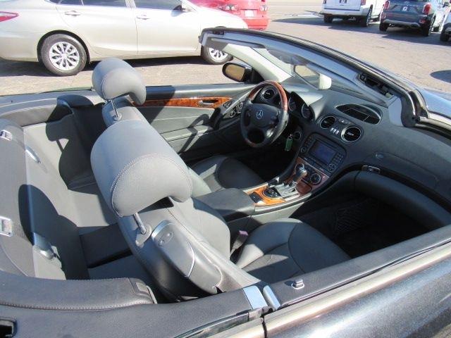 Mercedes-Benz SL-Class SL500 2005