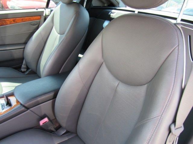 Mercedes-Benz SL-Class SL500 2005
