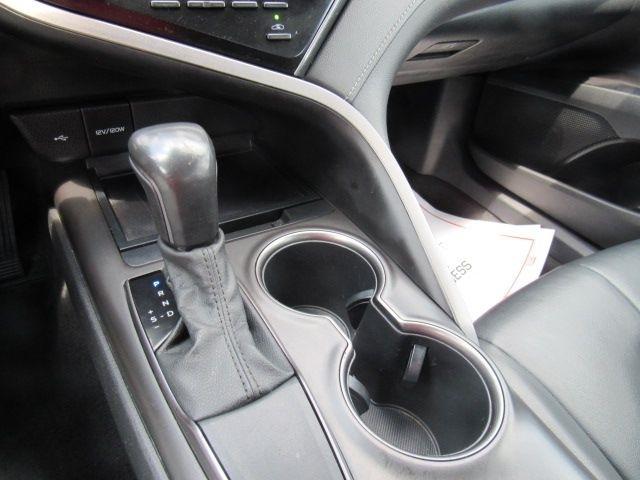 Toyota Camry SE Nightshade Edition 2021