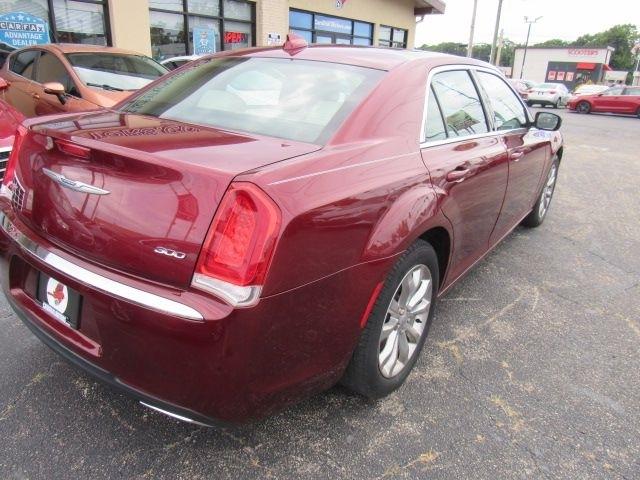 Chrysler 300 Touring AWD 2019