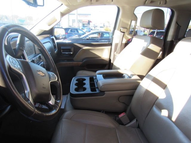 Chevrolet Silverado 1500 LTZ Double Cab Short Box 4WD 2017