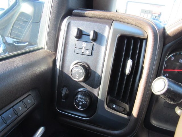 Chevrolet Silverado 1500 LTZ Double Cab Short Box 4WD 2017