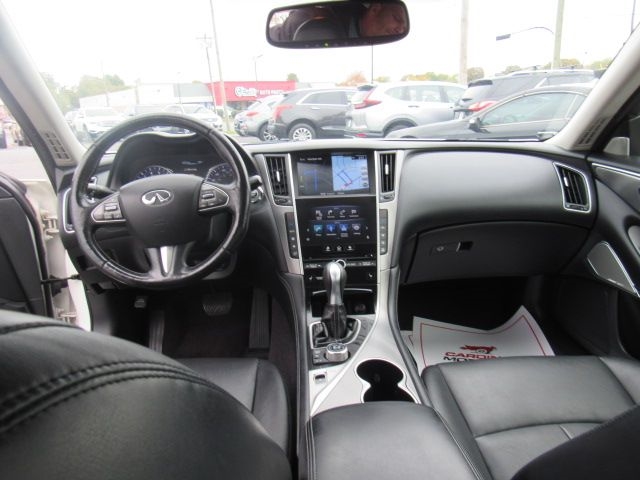 Infiniti Q50 3.0t Premium AWD 2017