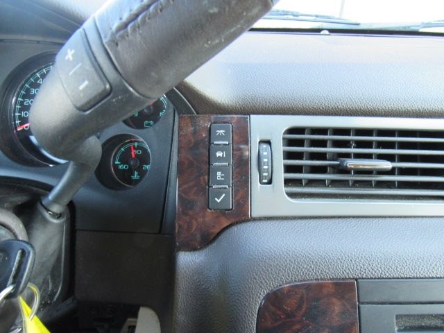 GMC Yukon Denali 4WD 2009