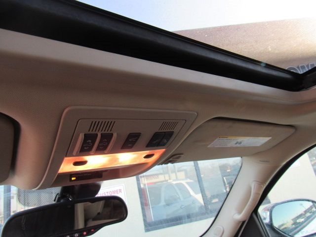 GMC Yukon Denali 4WD 2009