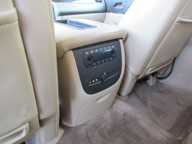 GMC Yukon Denali 4WD 2009