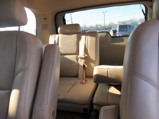 GMC Yukon Denali 4WD 2009