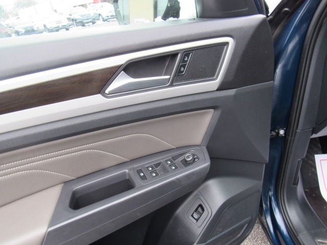 Volkswagen Atlas V6 SE w/Technology 4MOTION 2021