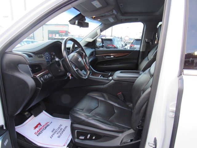 Cadillac Escalade ESV Luxury 4WD 2019