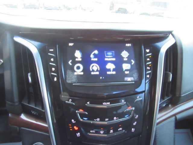 Cadillac Escalade ESV Luxury 4WD 2019