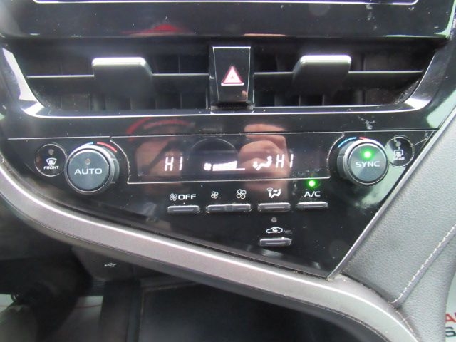 Toyota Camry LE 2022