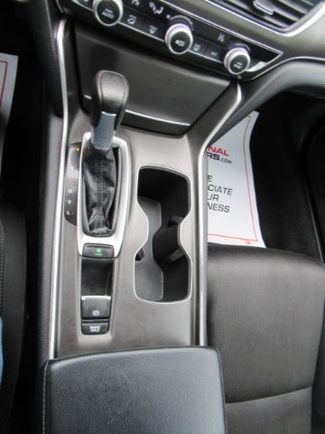 Honda Accord LX CVT 2018