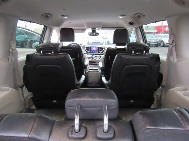 Chrysler Pacifica Touring-L Plus 2017