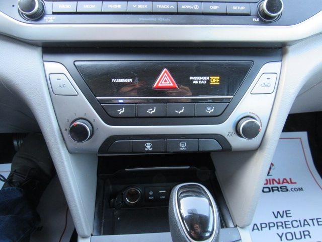 Hyundai Elantra Limited 2018