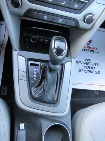 Hyundai Elantra Limited 2018