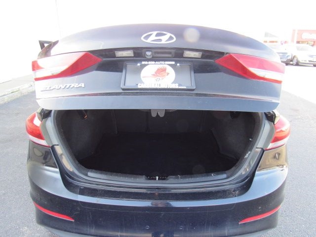 Hyundai Elantra Limited 2018