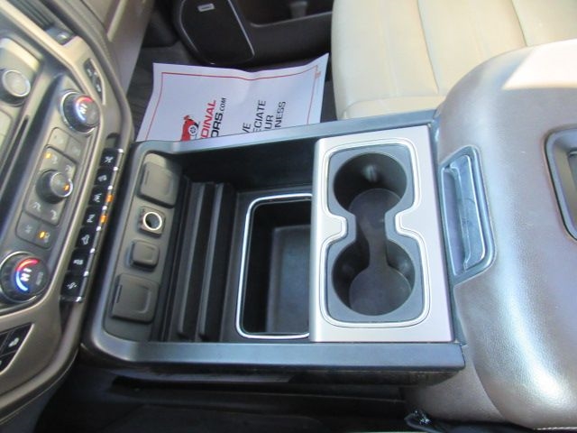 GMC Sierra 1500 Denali Crew Cab Long Box 4WD 2016