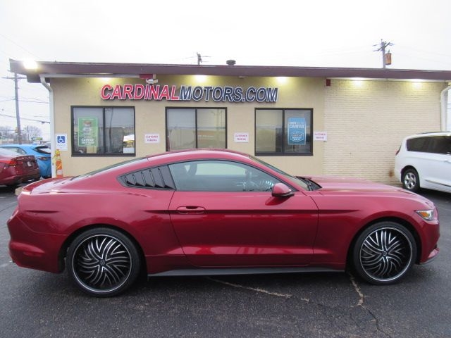 Ford Mustang V6 Coupe 2017