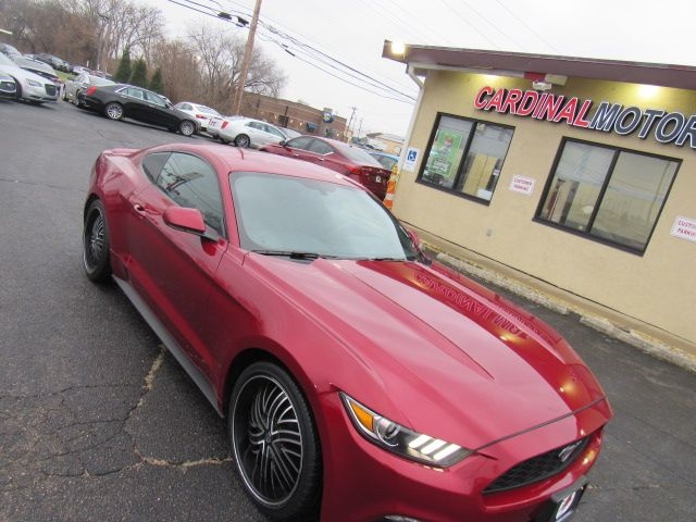 Ford Mustang V6 Coupe 2017